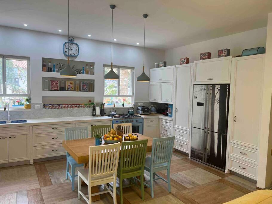 אחוזת היניבים Yaniv Estate Nurit Exterior foto