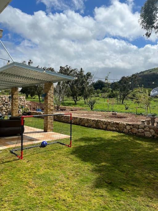 אחוזת היניבים Yaniv Estate Nurit Exterior foto